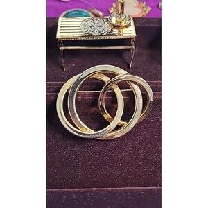 Vintage Gold Tone 3 Entwined Circles Brooch
